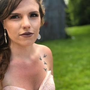 Meet your Posher, Nicole